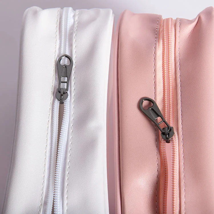 Cosmetic Bag Custom Logo Printed Fashion Makeup Bag Waterproof Frosted PVC Cosmetic Bags