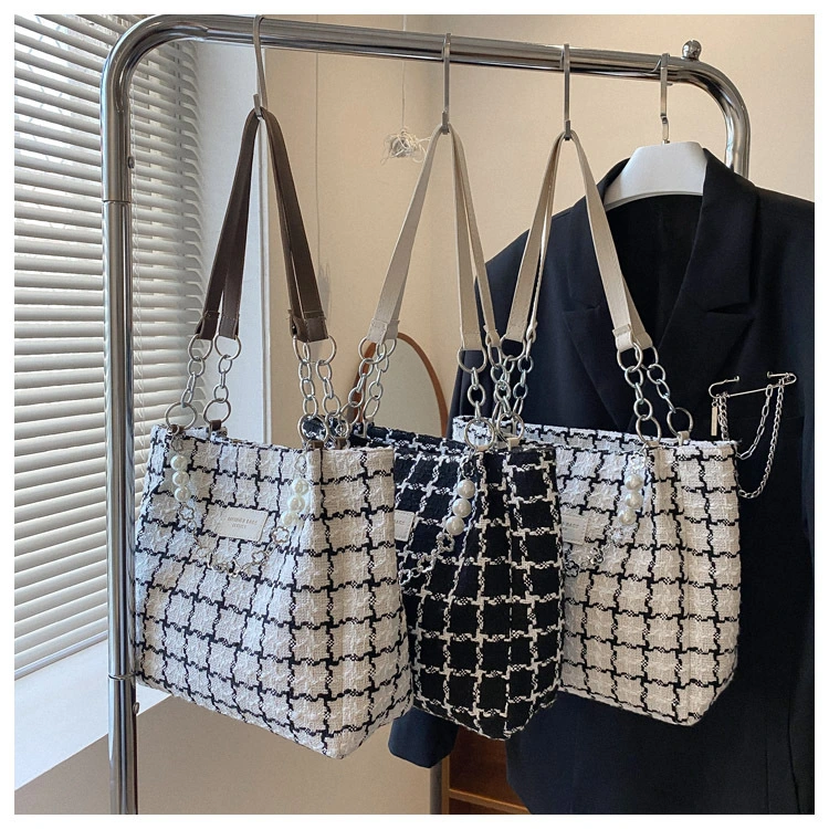 Early Autumn Fashion Casual One Shoulder Minimalist Bag for Class Commuting Tote Bag