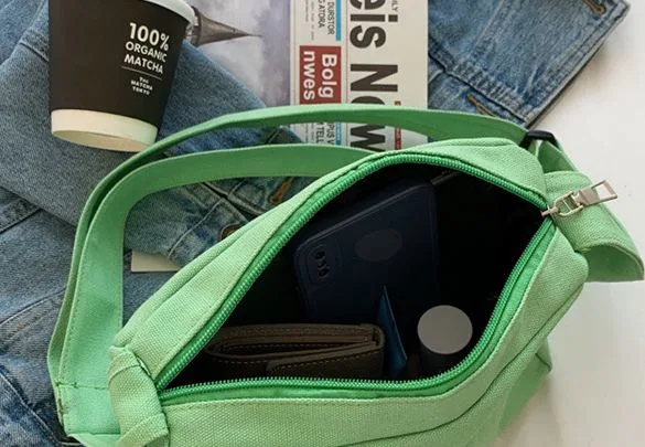 Fashionable and Minimalist Commuting Bag Crossbody Bag Feeling One Shoulder Portable Small Square Bag