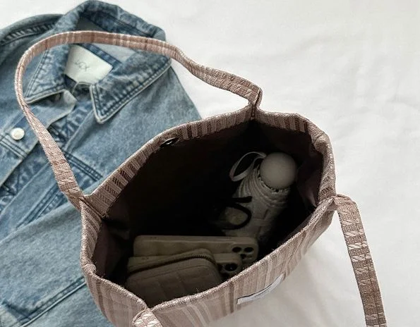 Large Capacity Fashionable Leisure Bag Stylish Korean Version Commuting Single Shoulder Underarm Tote Bag