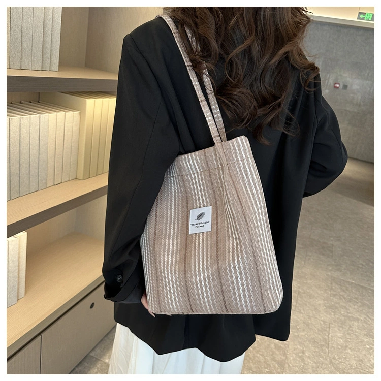 Large Capacity Fashionable Leisure Bag Stylish Korean Version Commuting Single Shoulder Underarm Tote Bag