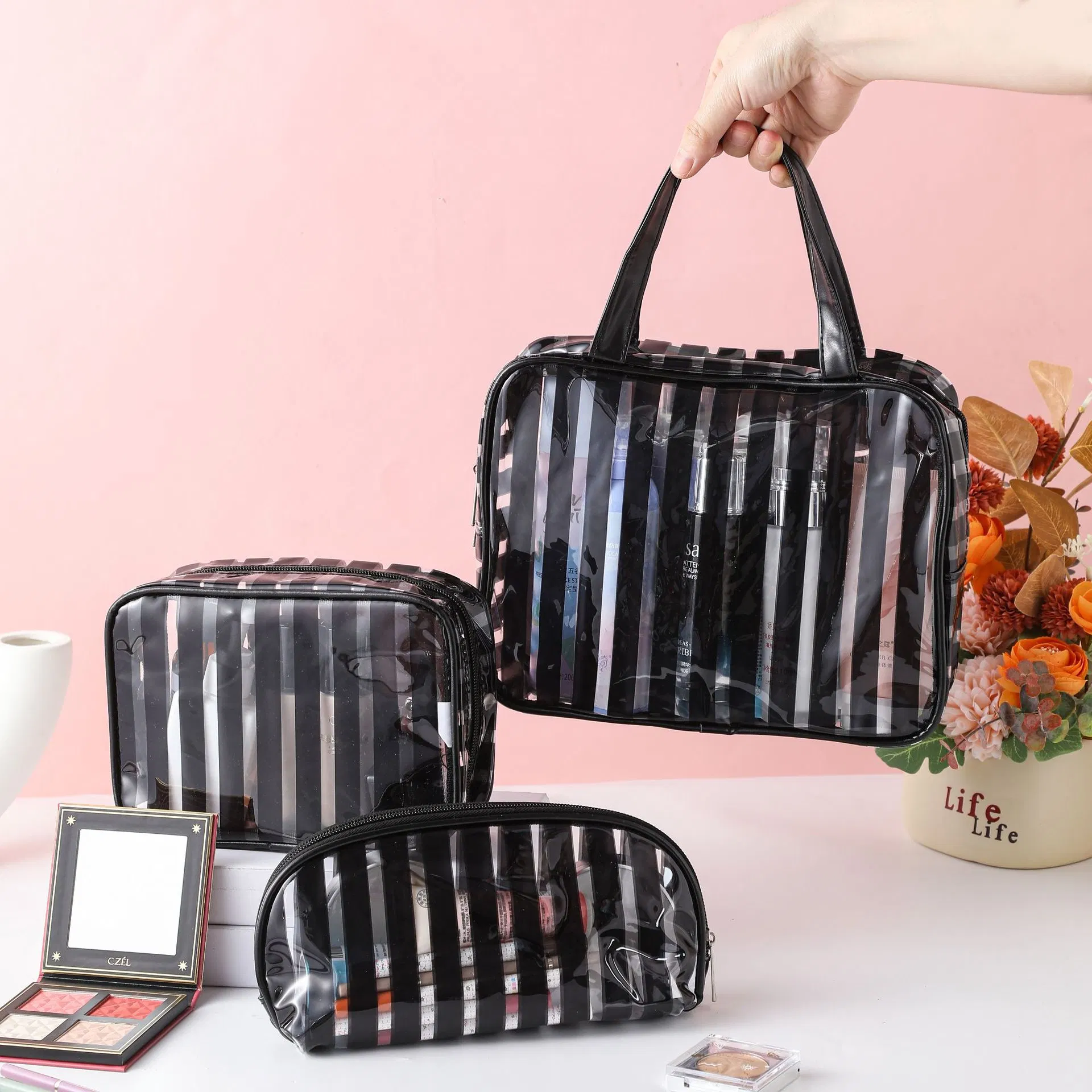 Makeup Bag Portable Female Travel out Large Capacity Waterproof Storage Bag - Image 3