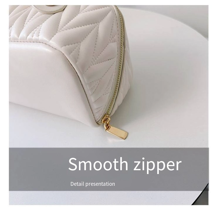 Makeup Bag Portable Soft Pillow Bag Zipper New Zoned Travel Makeup Storage