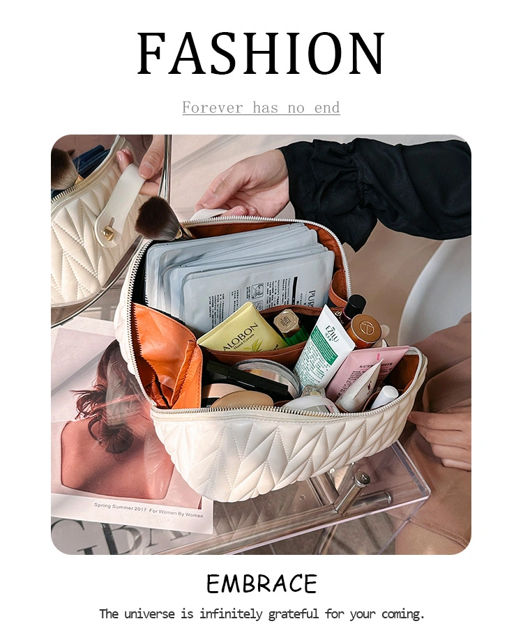 Makeup Bag Portable Soft Pillow Bag Zipper New Zoned Travel Makeup Storage