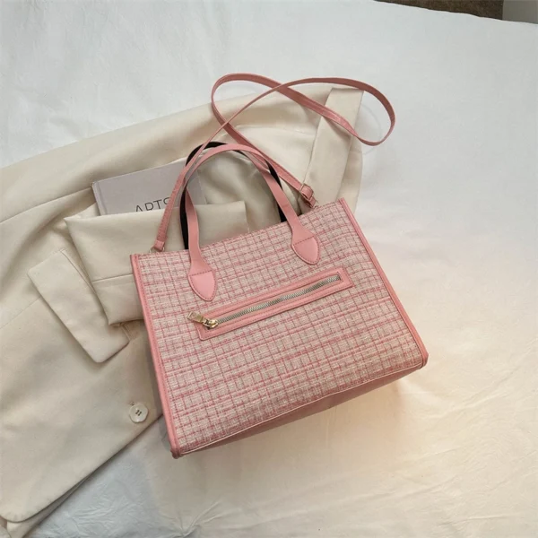 New Niche Design Leisure Commuting Bag Minimalist Shoulder Bag - Image 3