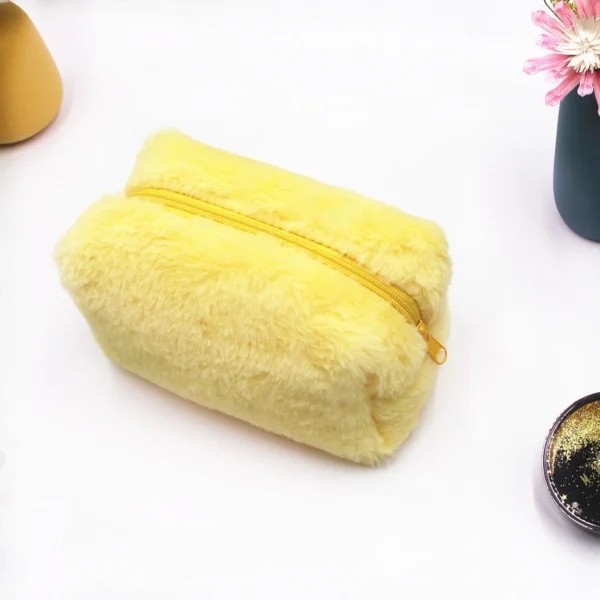 Plush Pen Bag Hold Bag Candy Color Portable Soft Waxy Makeup Bag - Image 2