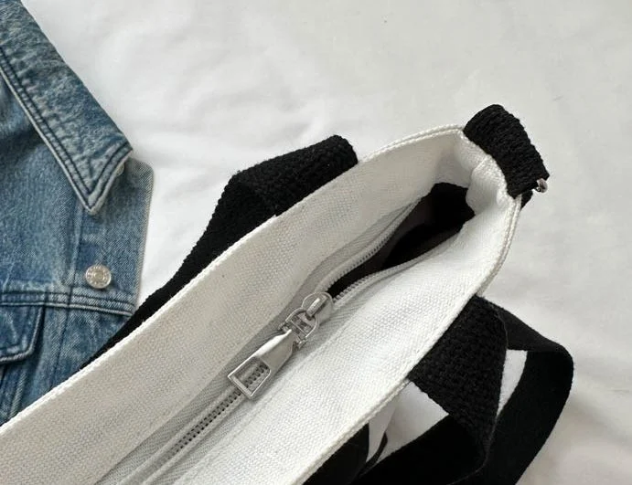 Simple Large Capacity Commuter Bag Fashionable Handheld Shoulder Bag for Classroom Tote Bag