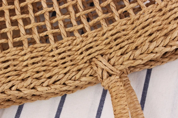 Straw Bag Pure Hand-Woven Briefcase Hollow Handbag Fashion Beach Bag